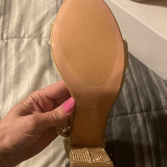 Bella Luna heels, champagne color, size 10 - Picture 2 of 3